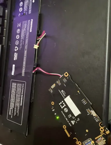 Placa + bateria de notebook positivo Motion 