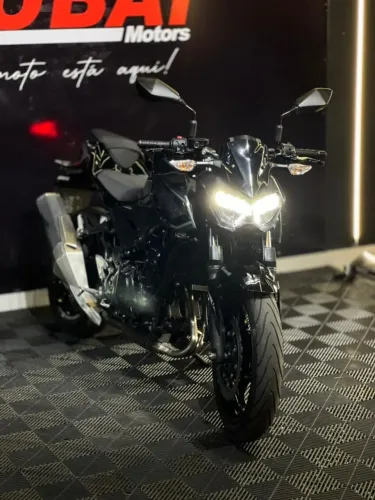 KAWAZAKI Z 400 2024