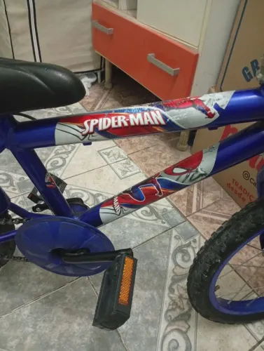 Bicicleta do Homem-Aranha 