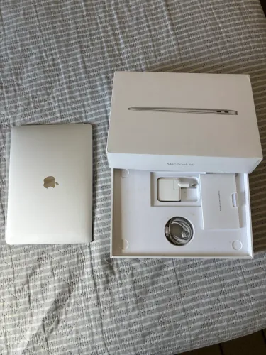 Macbook Air 2020 - com defeito, ler descrição
