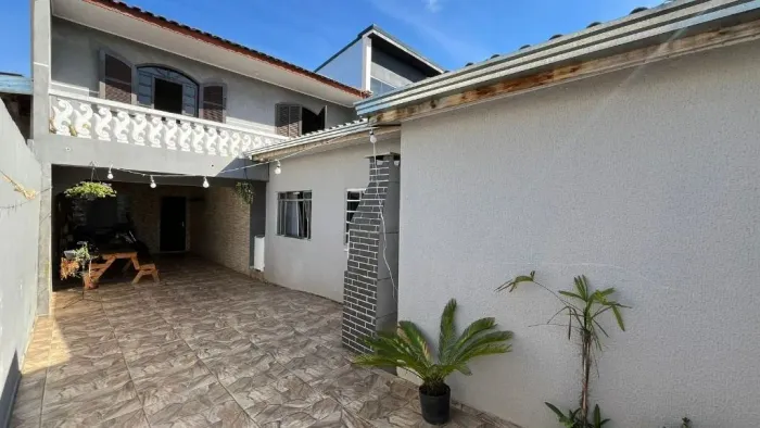 Sobrado com 5 dormitórios à venda, 180 m² por R$ 499.000,00 - Fazendinha - Curitiba/PR