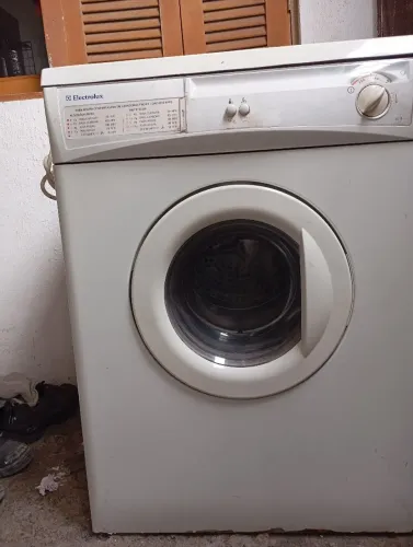 Secadora de roupas de chão