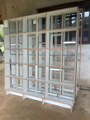 Vendo armários 170/2m sem detalhes 
