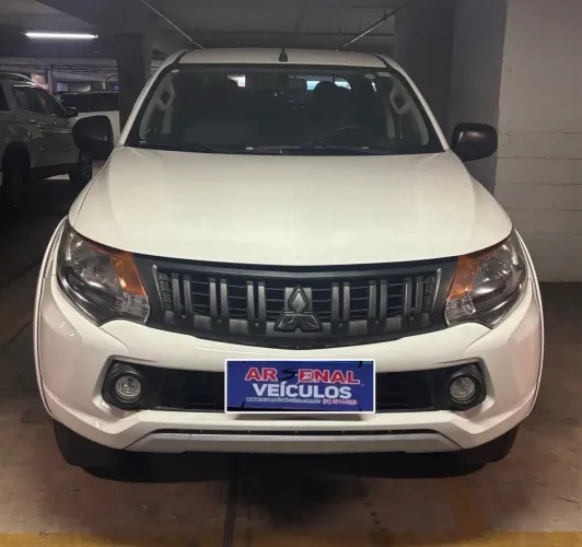Mitsubishi L200 Triton Sport GL 2.4 Diesel 2023