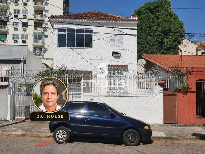 Casa Duplex Espaçosa com Edícula e Vagas no Méier - Ideal para Família ou Comércio! M63V