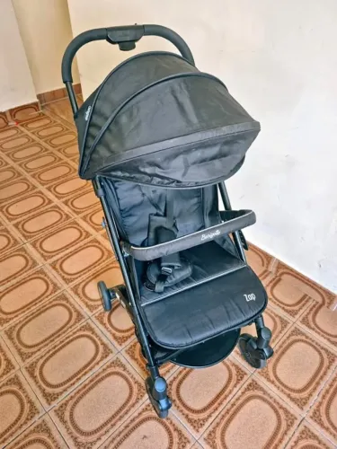Carrinho de bebê Burigotto zap.. estado de loja impecavel só venda