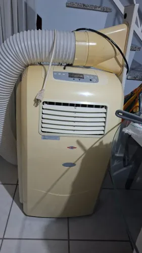 Vendo ar condicionado 12 mil btus 950 reais