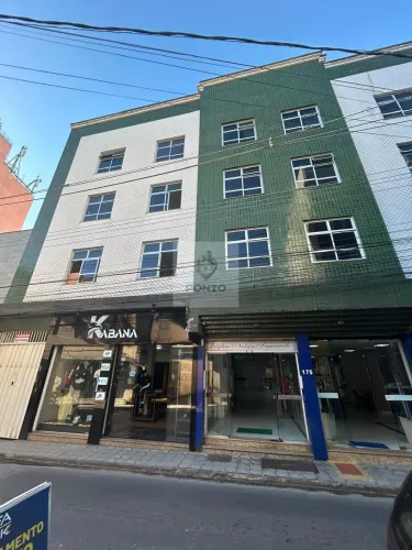 Apartamento de 3 quartos com cobertura no Centro de Conselheiro Lafaiete