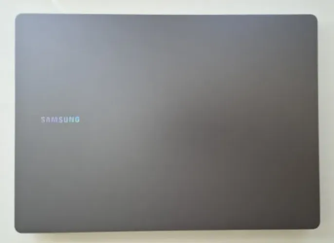 Notebook Samsung Galaxy Book 4, Intel Core Ultra 7. Novo!