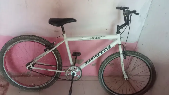 Vendo bicicleta aro 26 ou troco em bicicleta BMX.