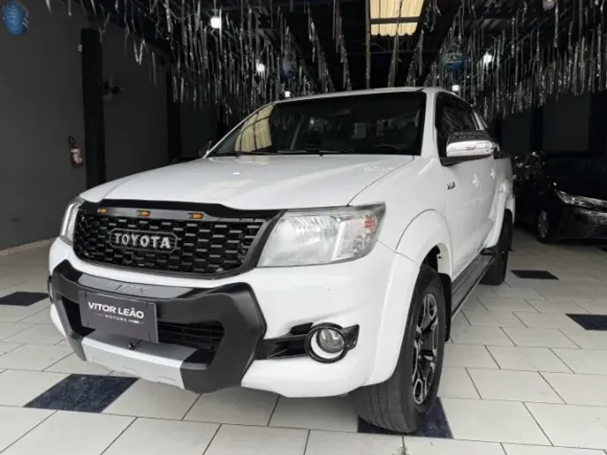 Toyota Hilux CD SRV 4X4 2.7 Flex 16V Aut. 2014