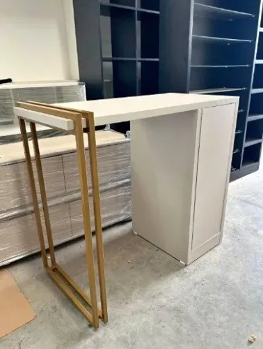 Aparador MDF 30MM Com metalon - Fabricamos sob encomenda 