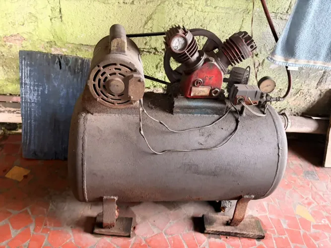 Compressor de ar à venda