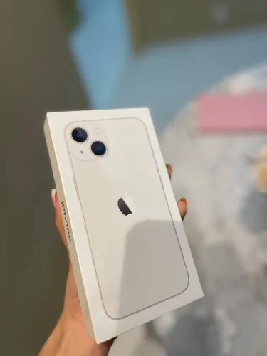 iPhone 13 128GB Branco Estelar Usado em Excelente Estado