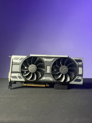 Placa de Vídeo Seminova - GTX 1080 8GB EVGA GAMING ACX 3.0 por R$999,00| 800025