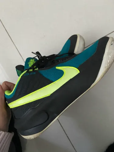 Tênis Nike preto verde tam 36