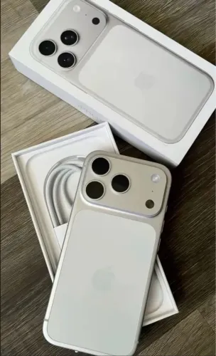 Vende-se iphone 17 pro max 3 meses de ativado. Zerinho