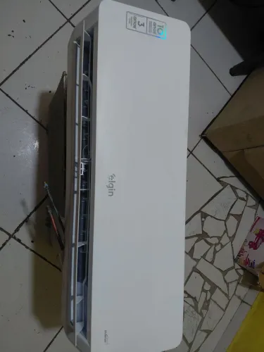 Ar condicionado Elgin inverter 12 mil btus funcionando perfeitamente