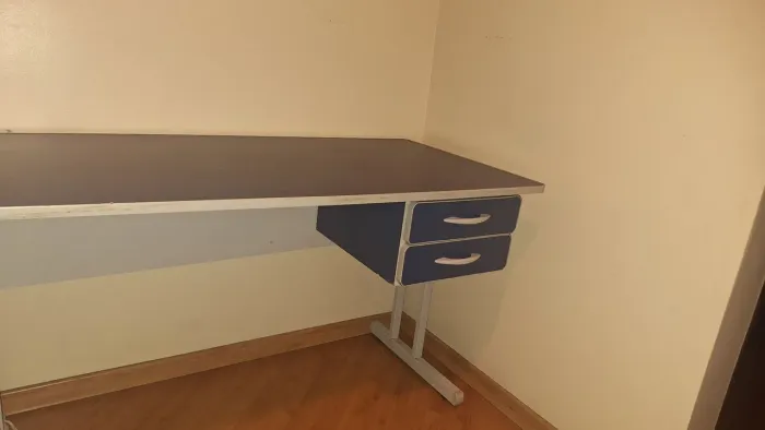 Mesa Escritório Industrial C/ Gaveteiro 2 Gavetas - Resistente