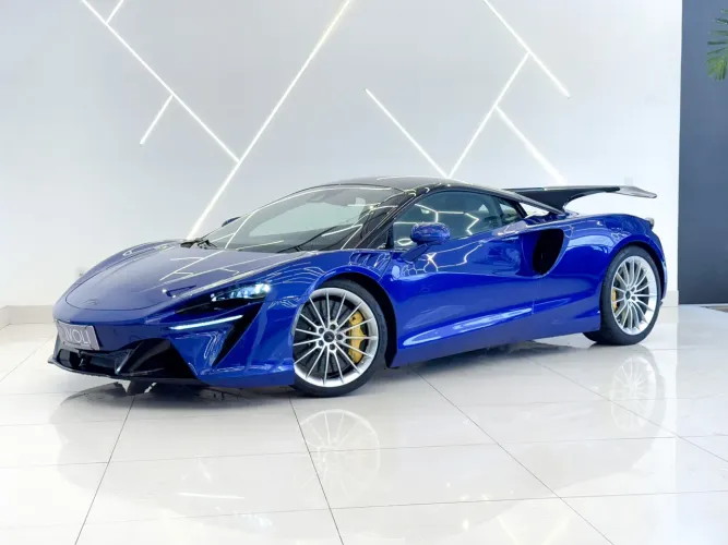 McLaren Artura Coupe 3.0 V6 2P (híbrido) 2025