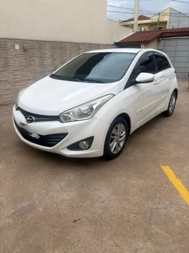 Hyundai HB20 Premium 1.6 Flex 16V Aut. 2013