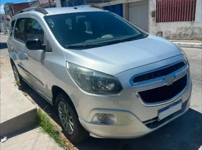 Chevrolet Spin Advantage 1.8 8V Econo.flex 5P Aut. 2015