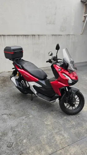 Honda ADV 160- leia informação adc.