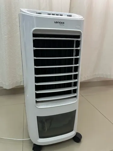 Climatizador de Ar Lenoxx Fresh Plus - Ventila, Umidifica e Oscila