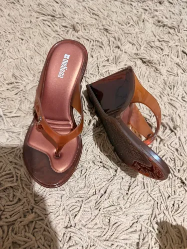 Melissa tam 35
