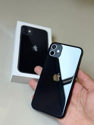 iPhone 11