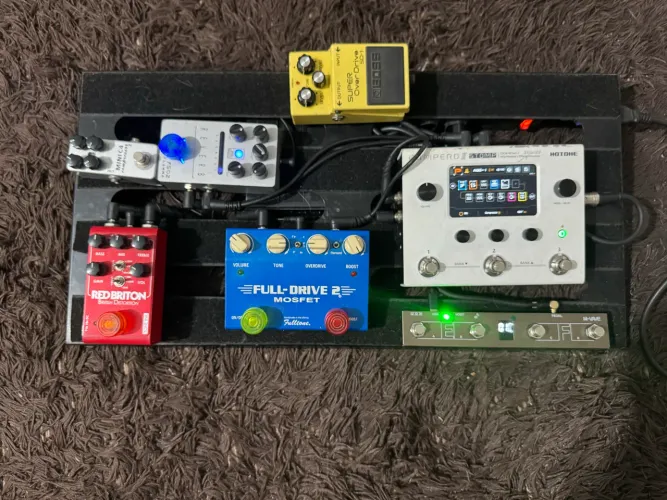 Vendo pedalboard completo