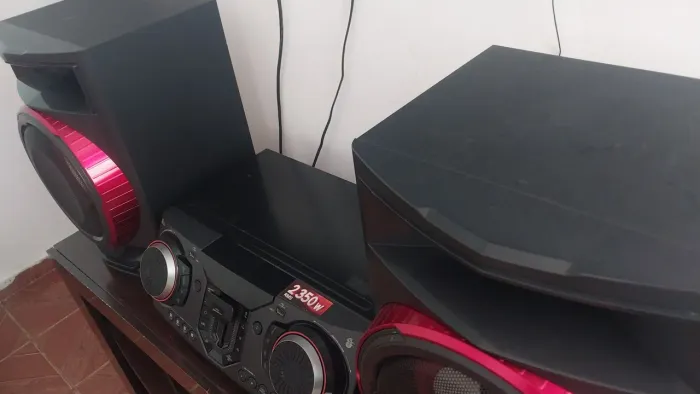 Caixa De Som Mini System LG XBOOM 2350W RMS