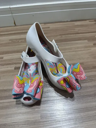 Mini Melissa Laço tamanho 28