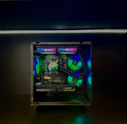 ? PC Gamer Ryzen 7 5700X + RTX 5060 OC | 16GB RAM |