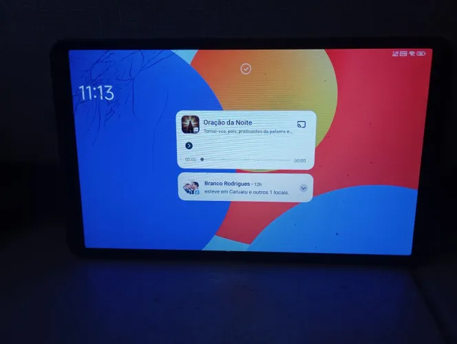 Vendo um Tablet SE Redimi 8.7 cor cinza