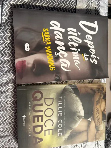 2 livros de romance