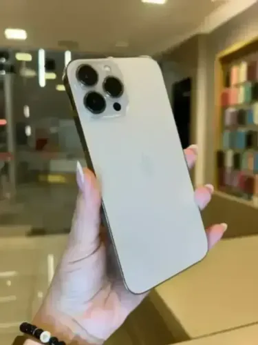 iPhone 13 Pro Max 128GB Prata - Seminovo - 77% Bateria - Loja Fìsica em BH