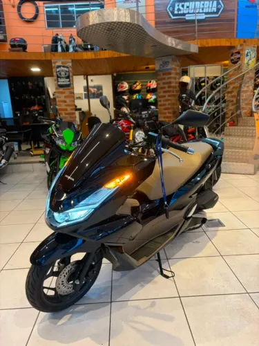HONDA PCX DLX 160