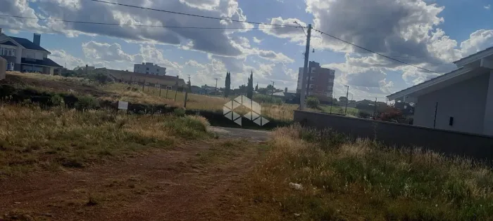 Terreno à venda no bairro Parque dos Rodeios em Vacaria!