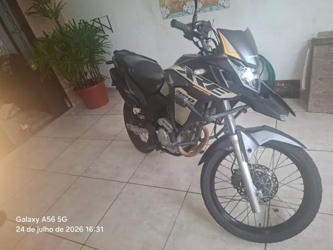 XRE 300 TODA EM DIA.