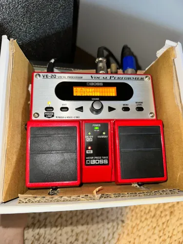 Boss VE-20 Vocal Performer 