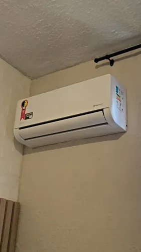 Ar condicionado Midea 9000btus Q/F inverter 
