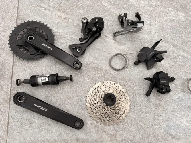 Grupo Shimano Acera/Altus completo