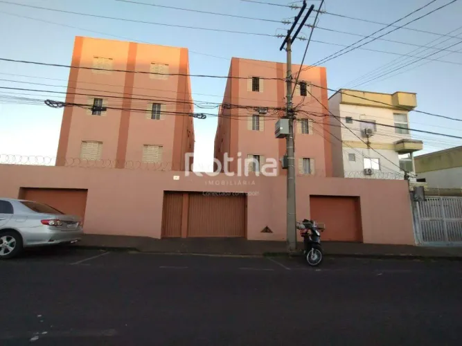 Apartamento para alugar, 3 quartos, Brasil - Uberlândia/MG - Rotina Imobiliária