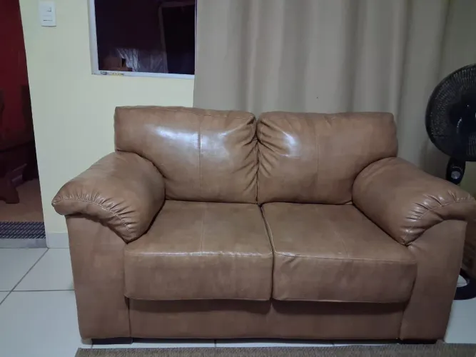 Vendo Sofá 2 lugares
