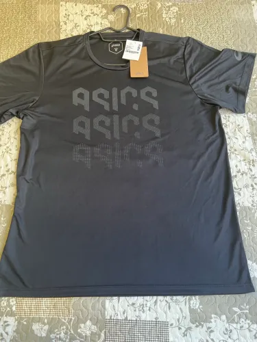 Camiseta Asics GG