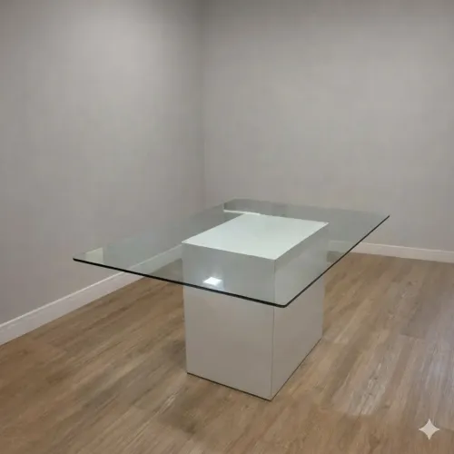 Mesa com tampo de vidro