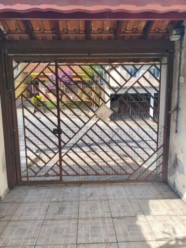 Portão basculante com motor