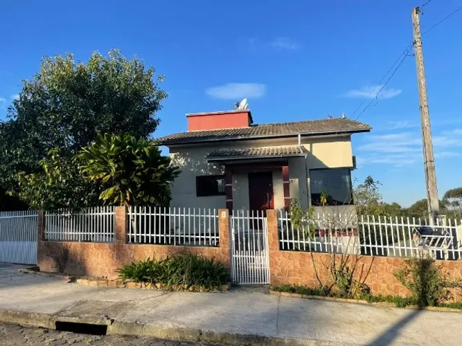 Vendo Casa ou Troco em APTO - Criciuma, Bairro Buenos Aires