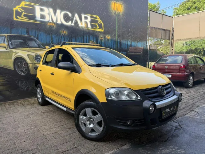 Volkswagen Crossfox 1.6 MI Total Flex 8V 5P 2008
